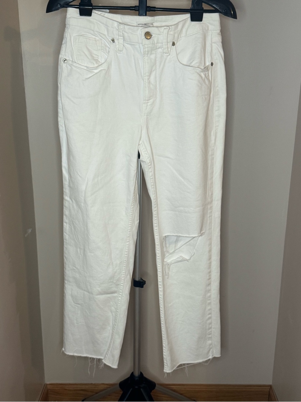 Good American Woman Jean 8/29 Raw Hem GNIC046T White Distressed Preppy Designer